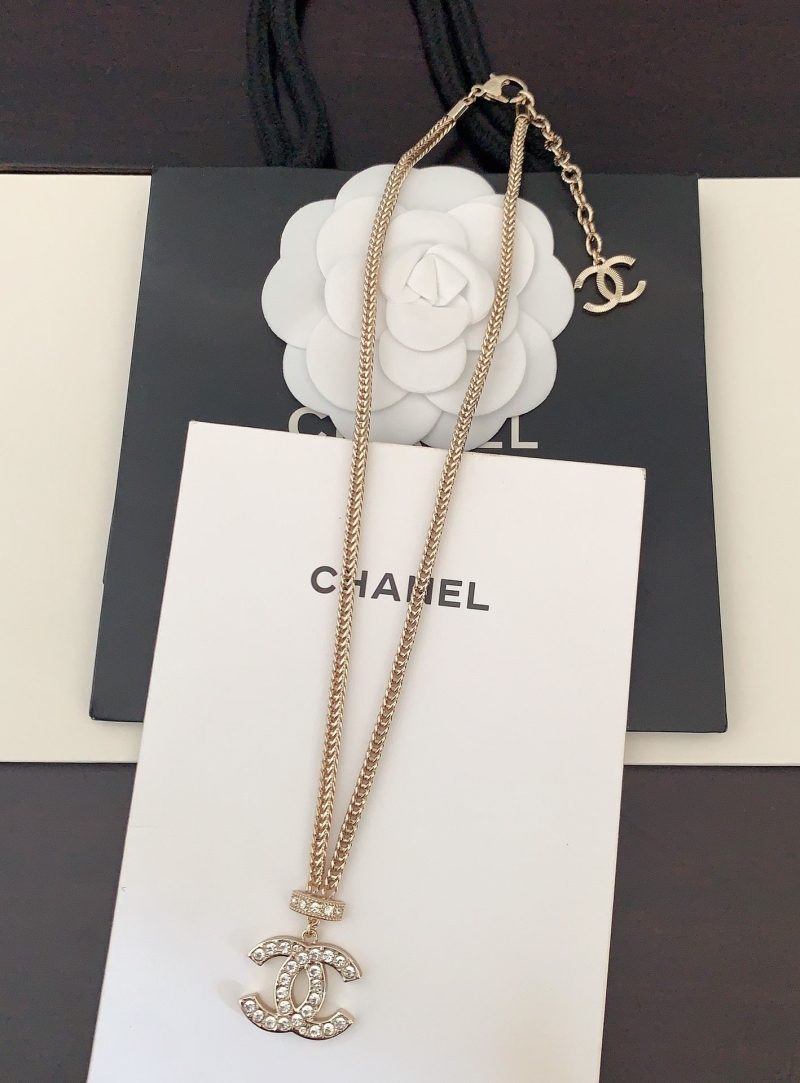 Ch**el necklaces